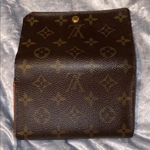 Louis Vuitton vintage wallet